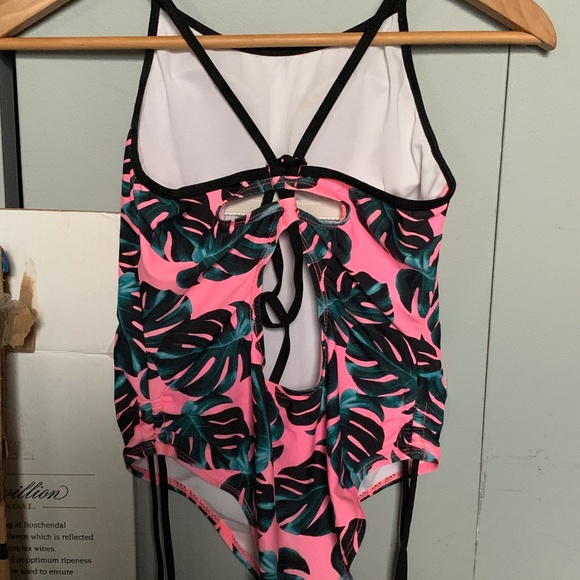 Maillot de bain 1 pièce/swimsuit 1 piece - Picture 3 of 4